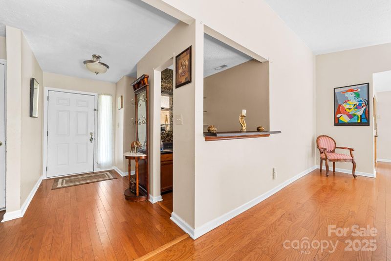 10951 Fox Mill Ln, Charlotte, NC 28277