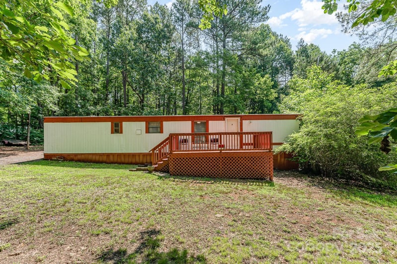 5239 Lineberger Rd, Stanley, NC 28164