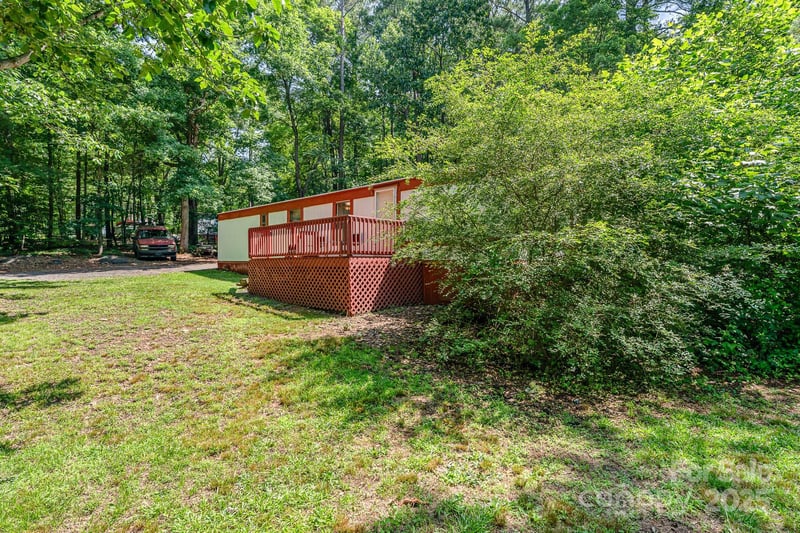 5239 Lineberger Rd, Stanley, NC 28164