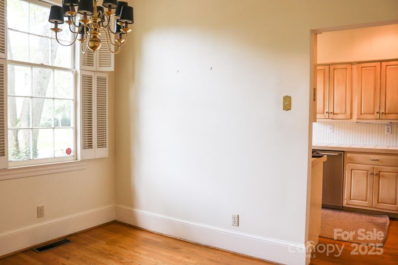 153 Perrin Pl, Charlotte, NC 28207