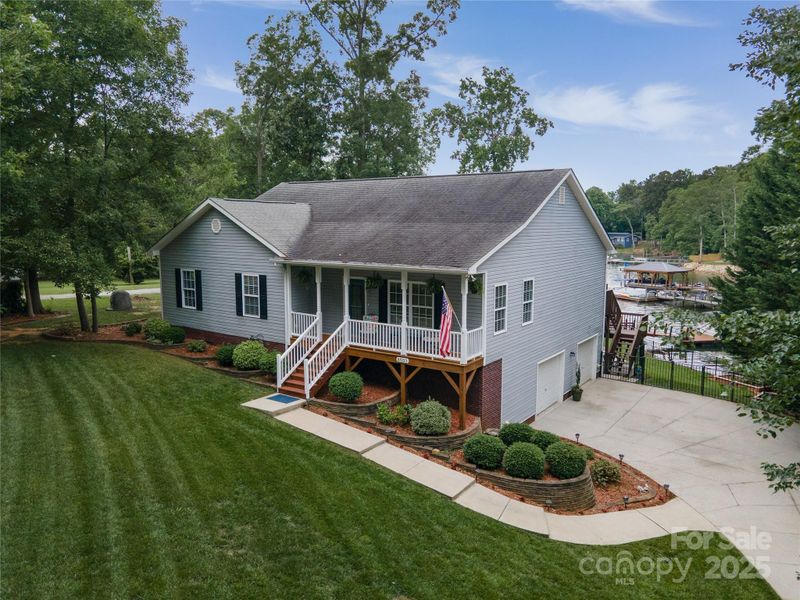 8593 Bailey Dr, Terrell, NC 28682