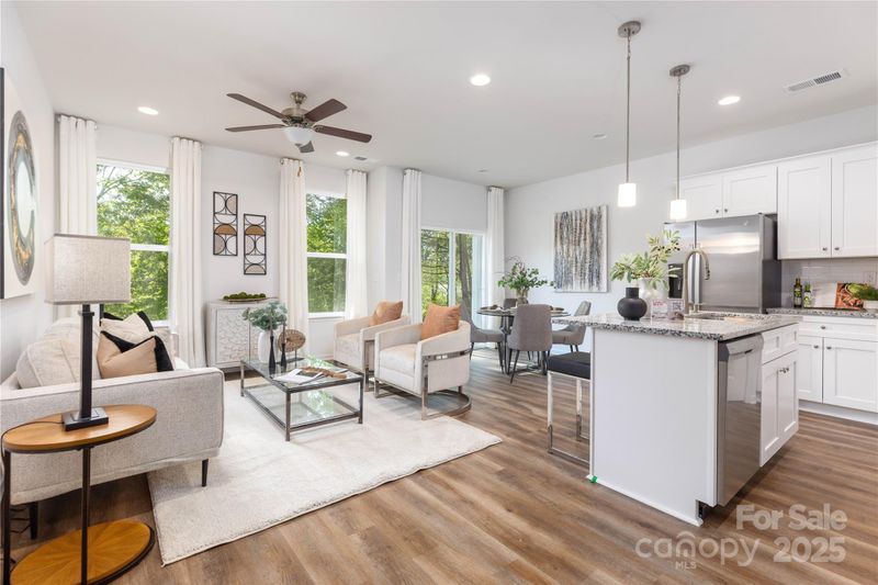 2723 Capitol Dr, Charlotte, NC 28208