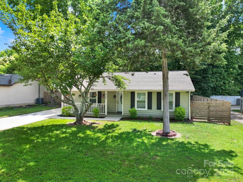 6705 Reddman Rd, Charlotte, NC 28212