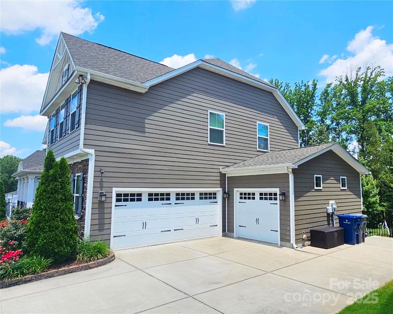 4386 Oldstone Dr, Harrisburg, NC 28075