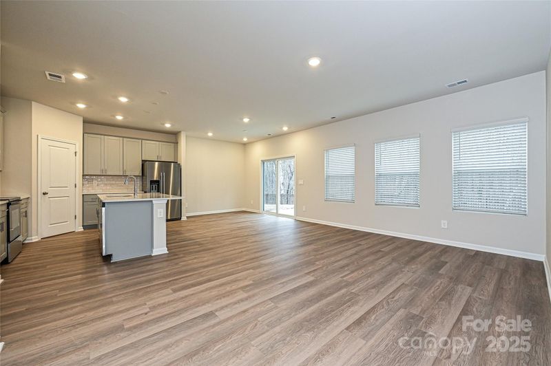 2142 Sunflower Cir, Newton, NC 28658