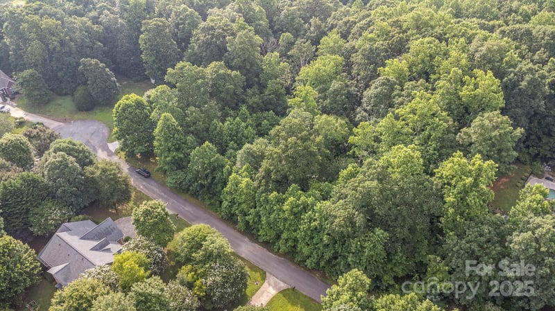 524 Shady Oaks Dr, Stanley, NC 28164