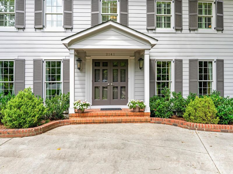 2141 Halford Pl, Charlotte, NC 28211