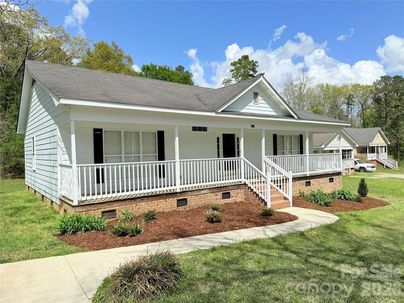 1675 Old Lynwood Cir, Lancaster, SC 29720