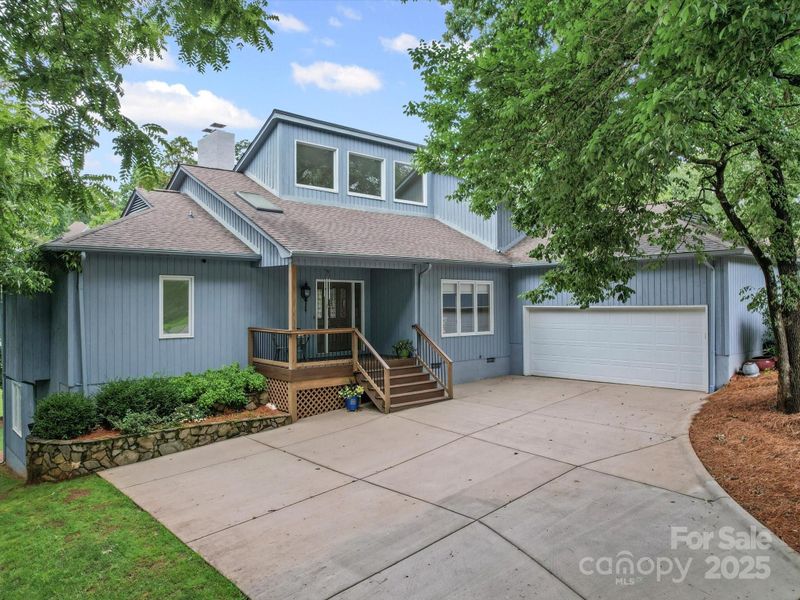 106 Boyter Ct, Cramerton, NC 28032