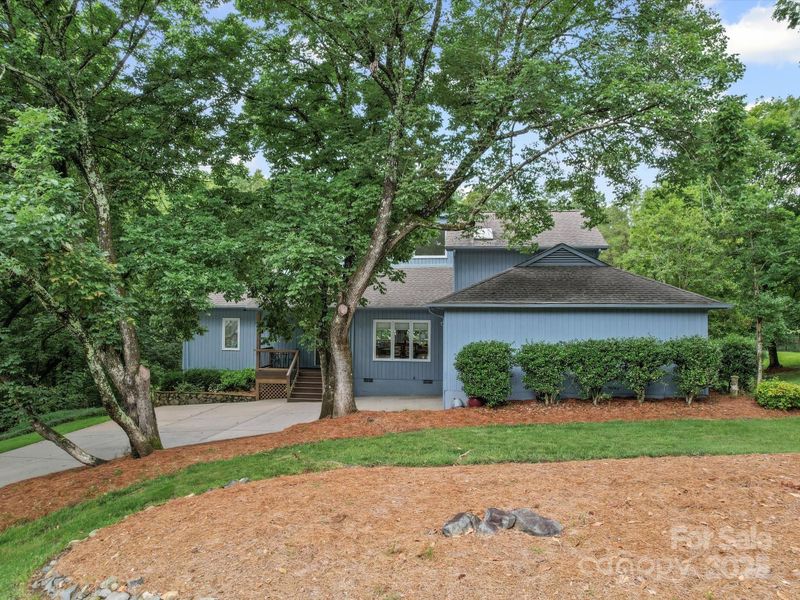 106 Boyter Ct, Cramerton, NC 28032