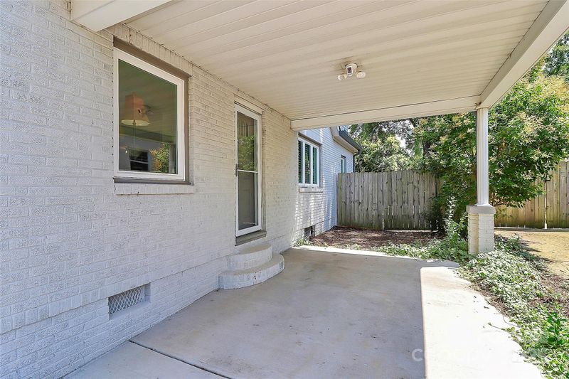 2333 Greenland Ave, Charlotte, NC 28208
