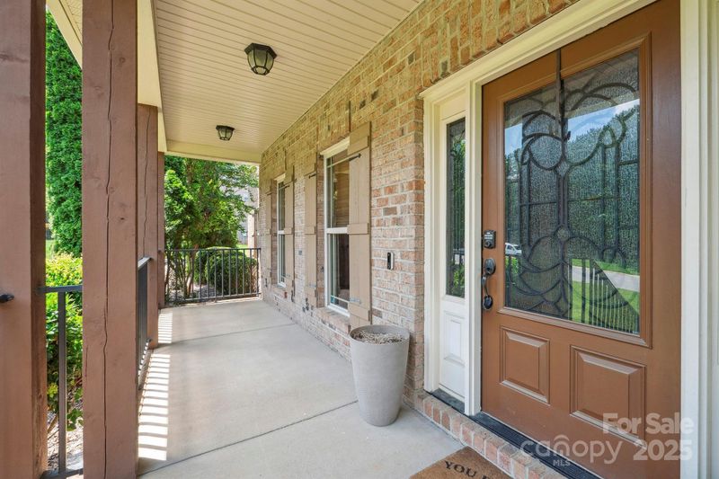 8137 Caliterra Dr, Charlotte, NC 28227