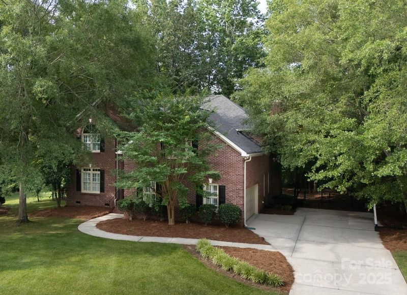 1587 Summit View Dr, Rock Hill, SC 29732