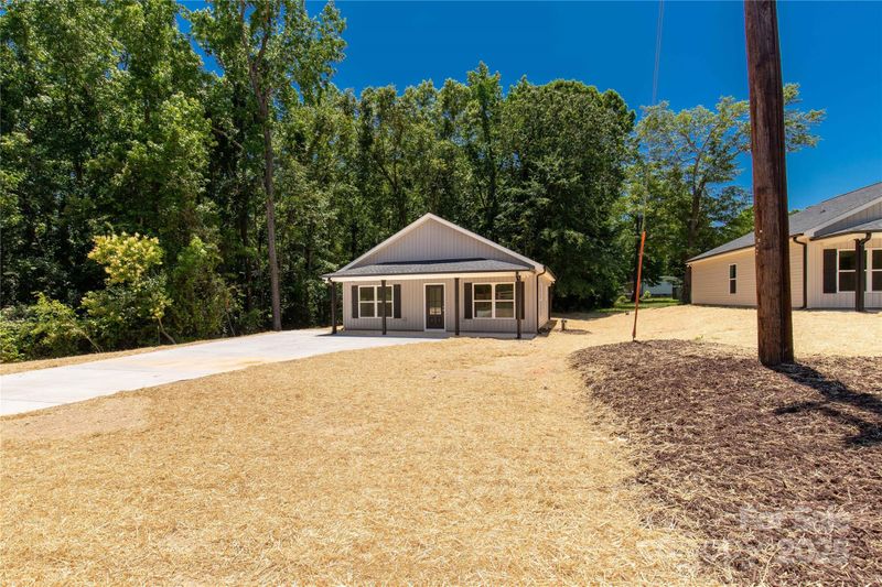 814 Generation Ln, Clover, SC 29710
