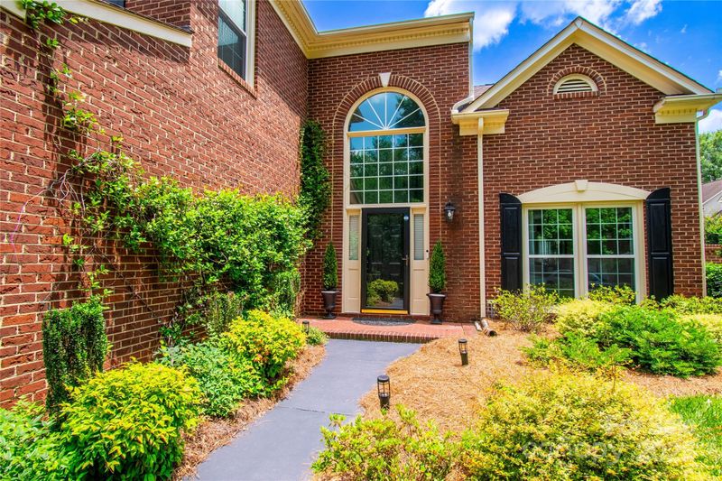 10418 Pullengreen Dr, Charlotte, NC 28277