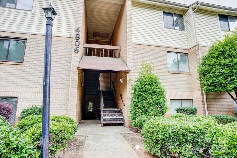 4806 Spring Lake Dr #D, Charlotte, NC 28212