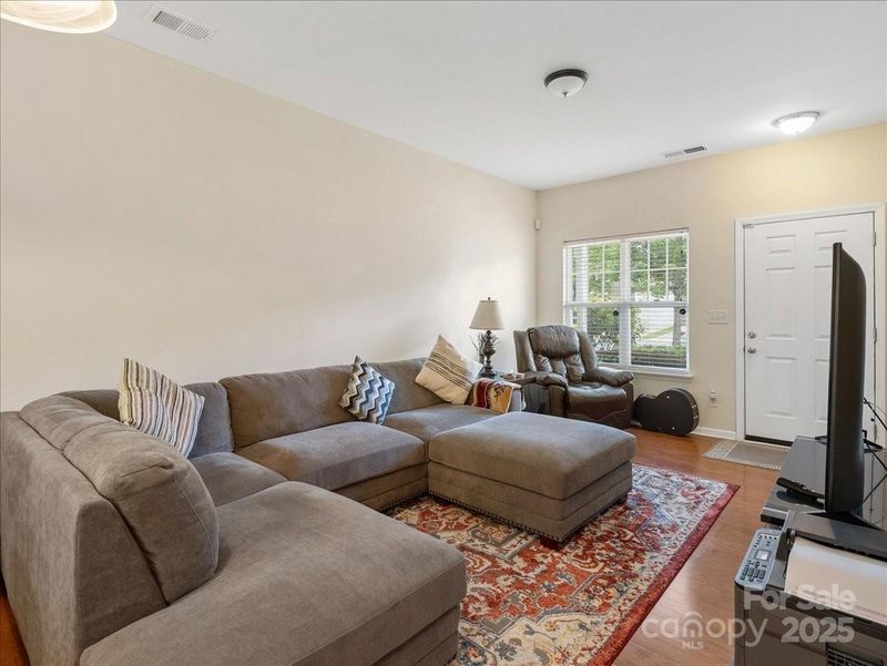 13909 Singleleaf Ln, Charlotte, NC 28278