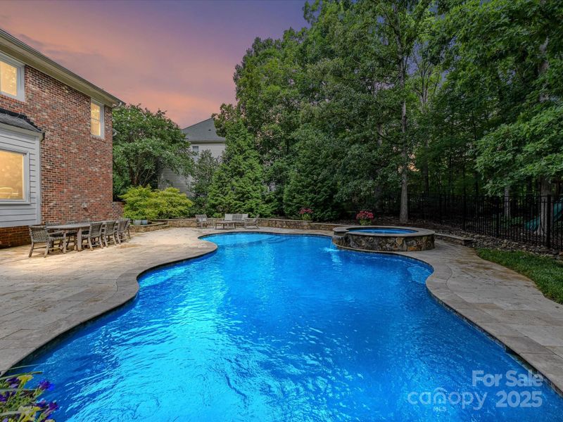 4806 Shannamara Dr, Matthews, NC 28104