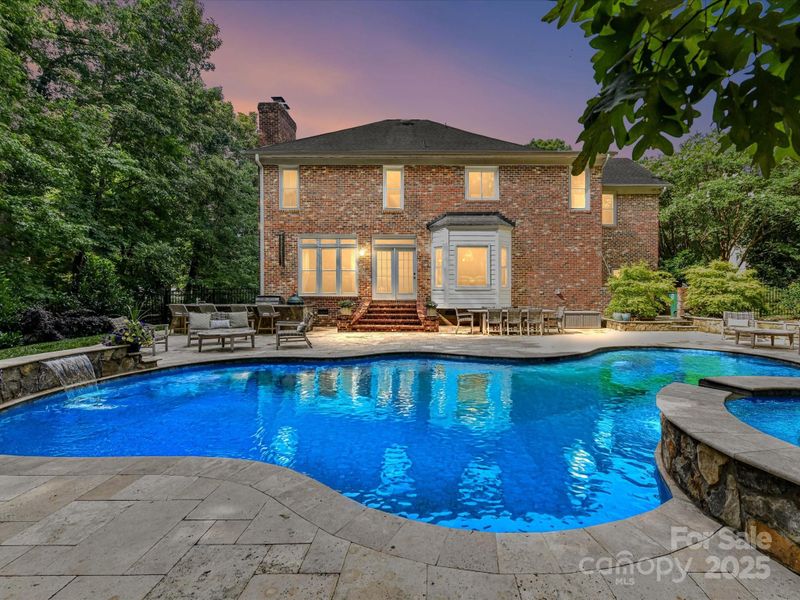 4806 Shannamara Dr, Matthews, NC 28104