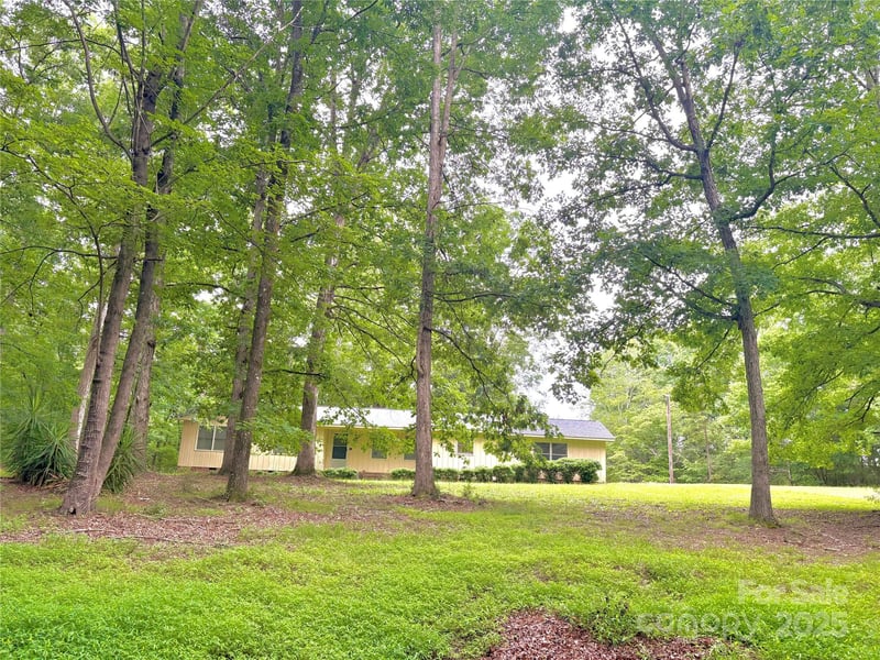1614 Medlin Rd, Monroe, NC 28112