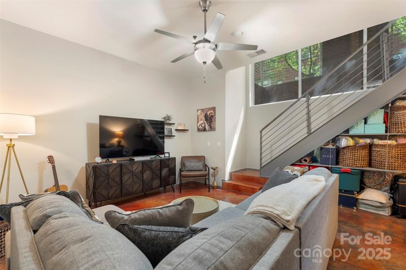 297 Mcdonald Ave, Charlotte, NC 28203