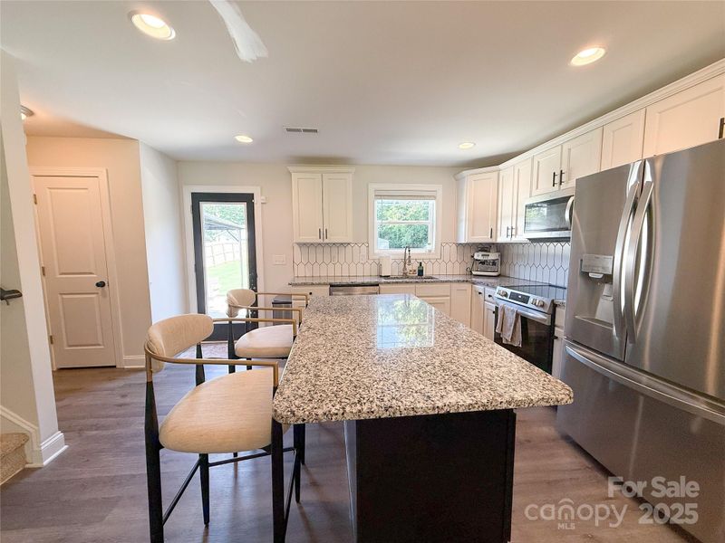 103 Springway Dr, Kannapolis, NC 28081