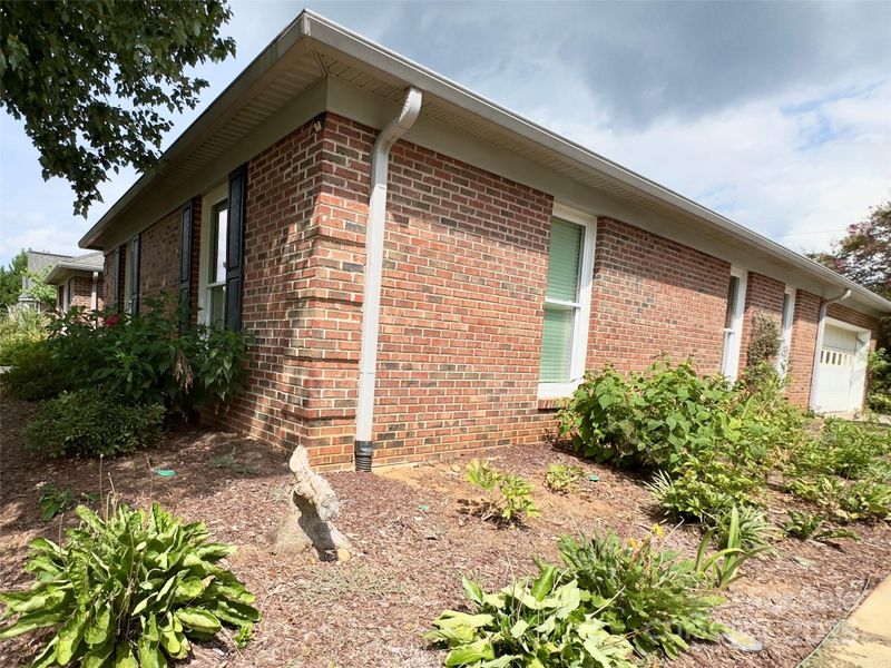 2191 Wynbourne Dr, Gastonia, NC 28056