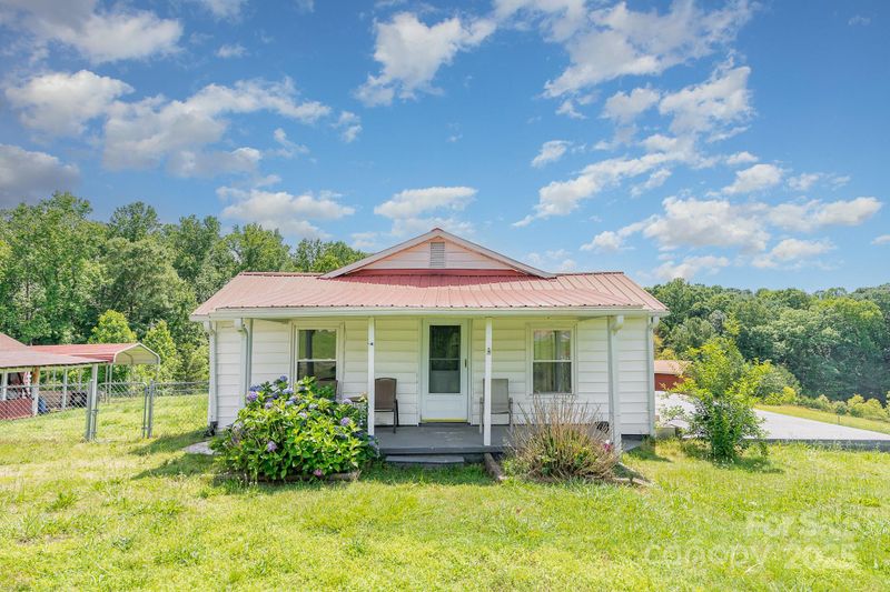 439 Neisler Rd, Concord, NC 28025
