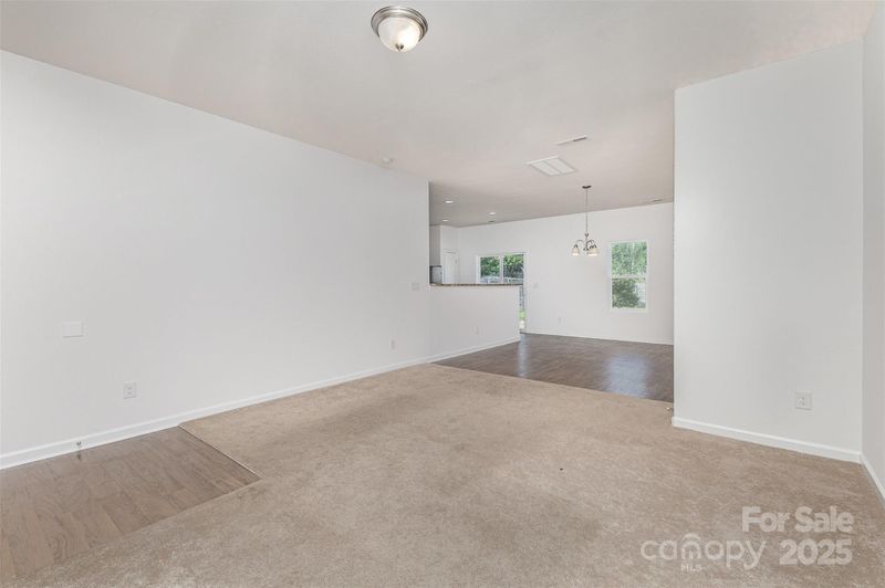 1404 Waylon Ave, Gastonia, NC 28054