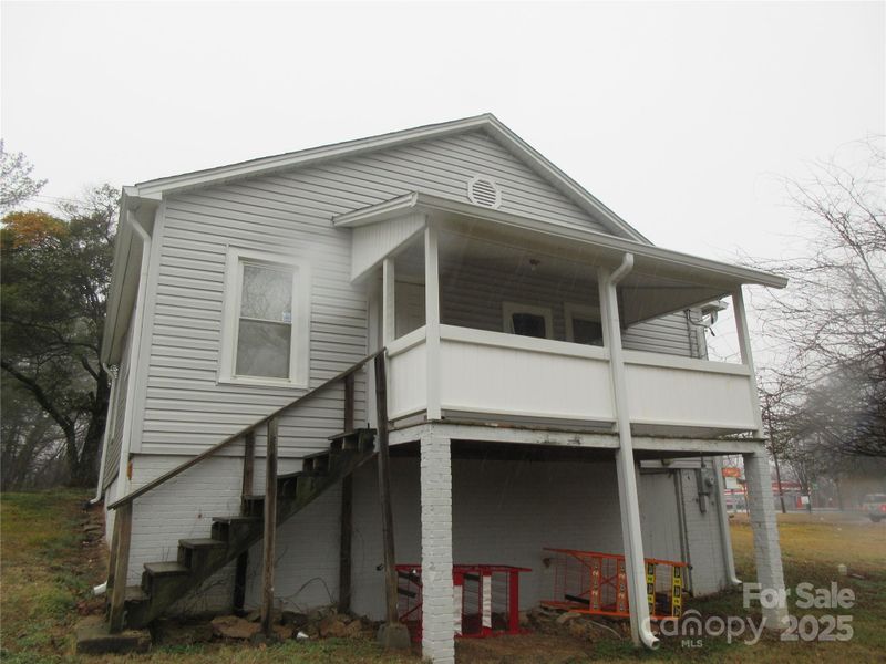1110 20th St NE, Hickory, NC 28601