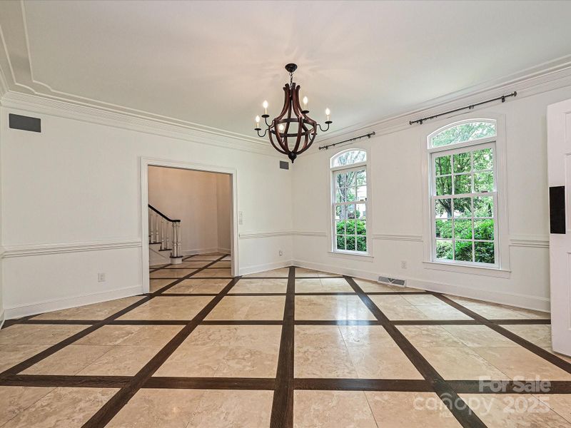 2211 Sutton Springs Rd, Charlotte, NC 28226