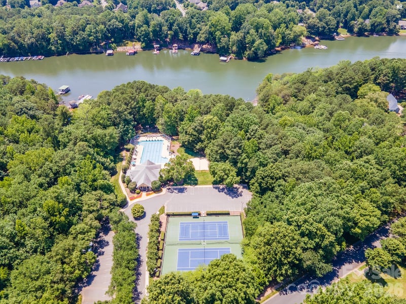 4225 Nicole Eileen Ln, Charlotte, NC 28216