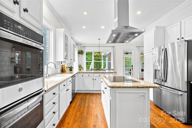 7229 Olde Sycamore Dr, Mint Hill, NC 28227