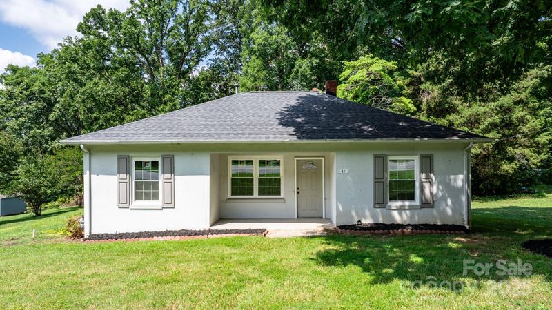 921 Spencer Rd NE, Conover, NC 28613