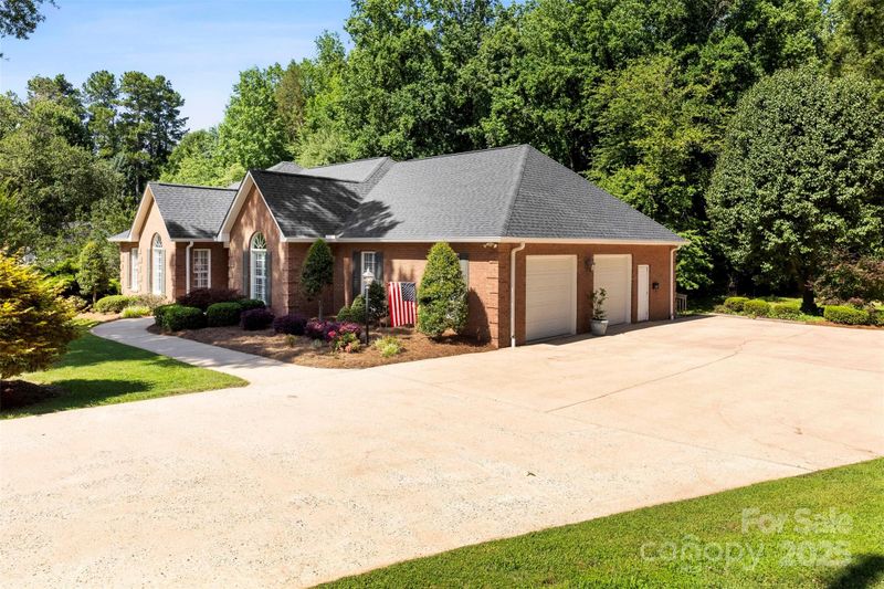 600 Queens Rd, Cherryville, NC 28021