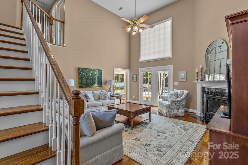 1236 James Farm Rd, Hickory, NC 28602