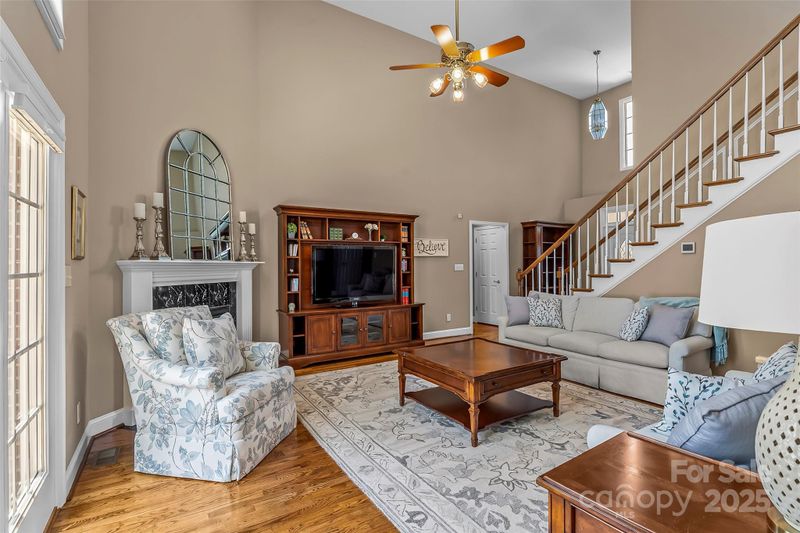 1236 James Farm Rd, Hickory, NC 28602