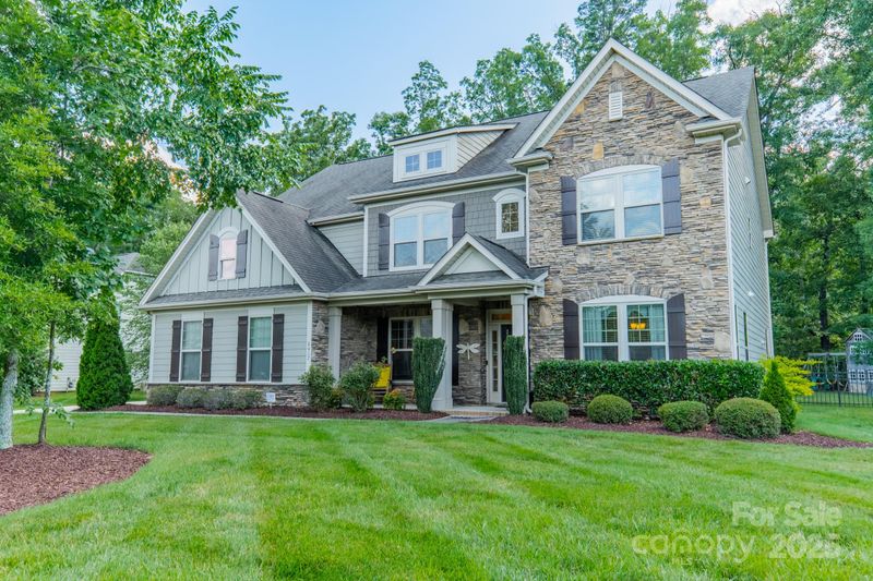 6417 Loyola Ct, Mint Hill, NC 28227