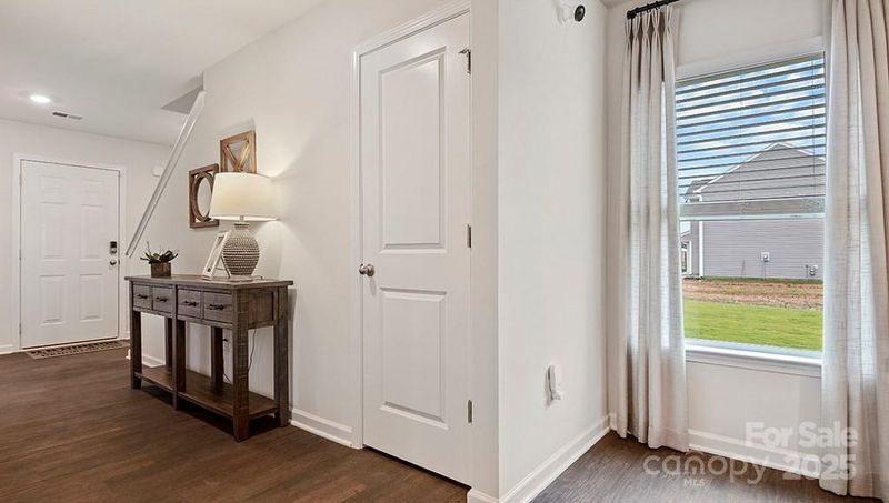 12121 Lady Bell Dr, Charlotte, NC 28278