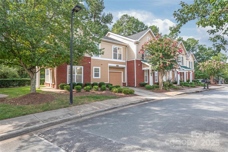 11453 Dixie Glen Dr, Charlotte, NC 28277