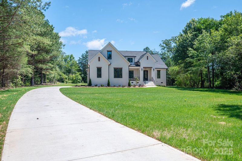 1062 Sage Pine Cir, Clover, SC 29710