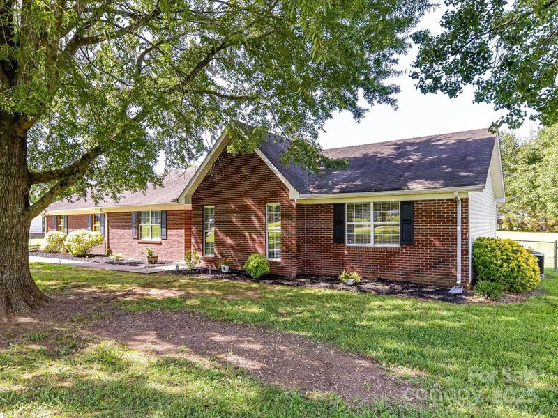 5105 Hampton Meadows Rd, Monroe, NC 28110