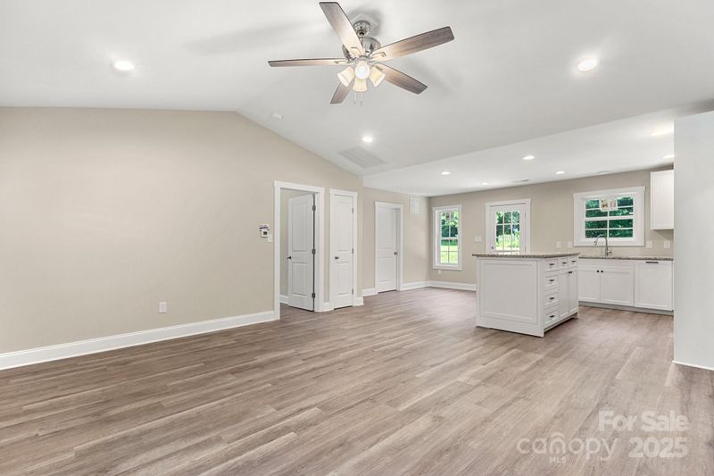 1234 Goodnight Ln, Kannapolis, NC 28081