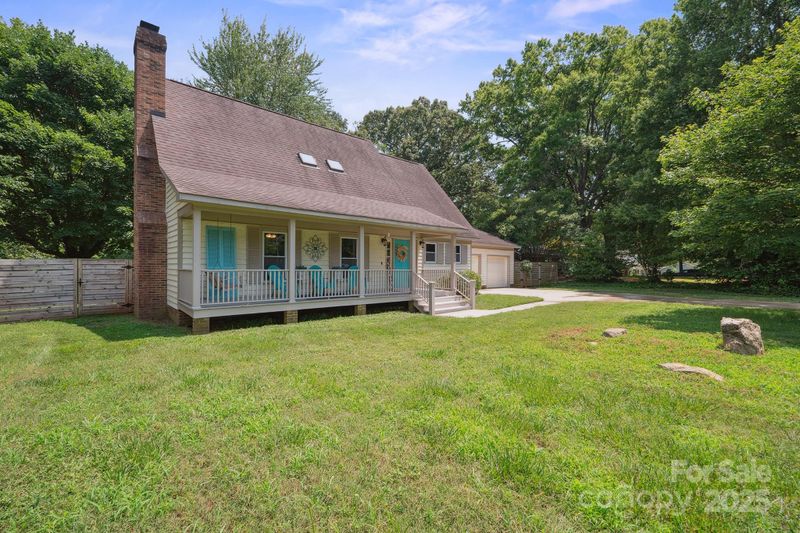 10206 Washam Potts Rd, Cornelius, NC 28031