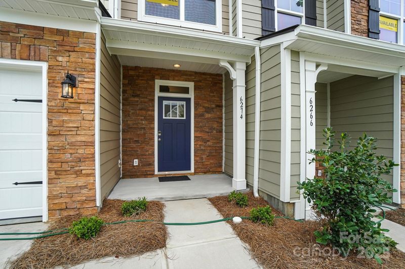 6274 Tea Olive Dr, Harrisburg, NC 28075