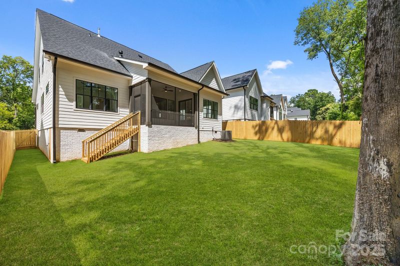 3949 Plainview Rd, Charlotte, NC 28208