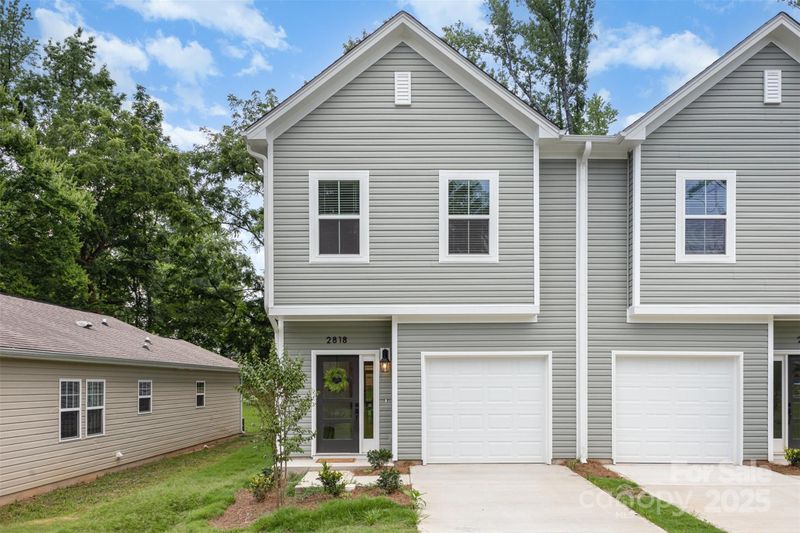 2818 Old Steele Creek Rd, Charlotte, NC 28208