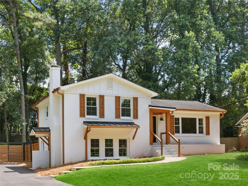 2120 Shadyview Dr, Charlotte, NC 28210