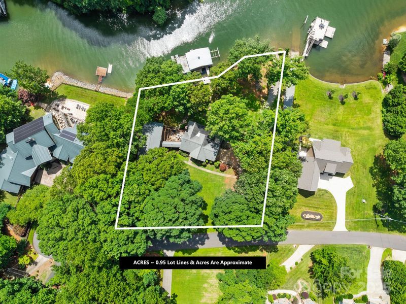 698 Normandy Rd, Mooresville, NC 28117