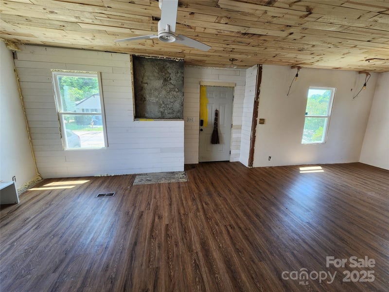 1004 S Ridge Ave, Kannapolis, NC 28083